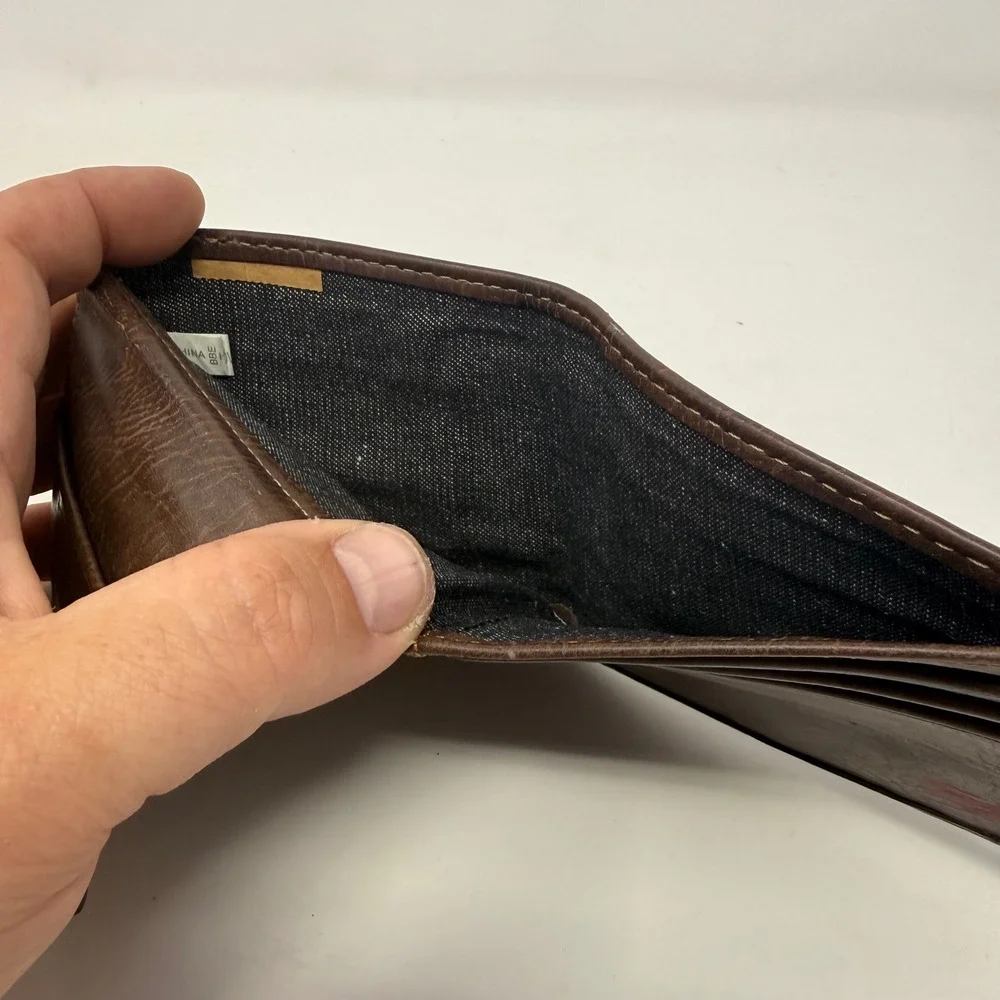Levi Strauss Mens Bifold Leather Wallet Dark Brown ID‎ Window Two Horse Logo